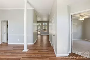 9332 Broken Pine Ln, Charlotte, NC 28269 - Photo 4