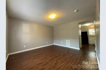 206 W 15th Street #3, Newton, NC 28658 - Photo 2