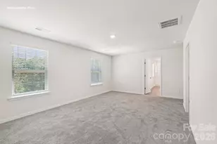 5122 Shallow Brk Dr, Charlotte, NC 28215 - Photo 20