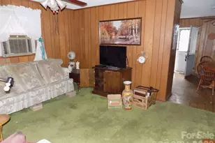 2605 Lowell Rd, Gastonia, NC 28054 - Photo 4