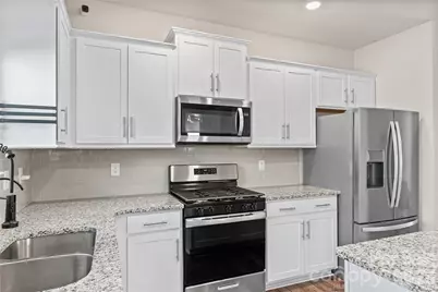 814 Monterey Court, Asheville, NC 28806 - Photo 6