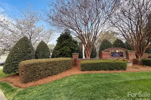 11037 Wyndham Pointe Dr, Charlotte, NC 28213 - Photo 20