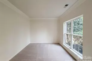 11037 Wyndham Pointe Dr, Charlotte, NC 28213 - Photo 14