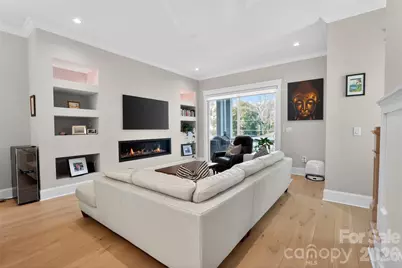 3111 Pinehurst Place, Charlotte, NC 28209 - Photo 12