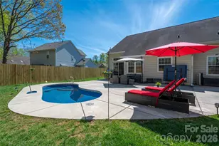 9122 Swallowtail Ln, Charlotte, NC 28269 - Photo 32