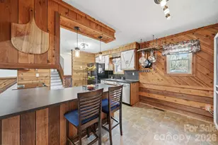 608 Hoyle St, Lincolnton, NC 28092 - Photo 16