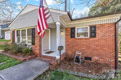 4922 Valley Stream Road, Charlotte, NC 28209 - Photo 2