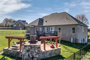 5873 Bakers Point, Hickory, NC 28602 - Photo 42