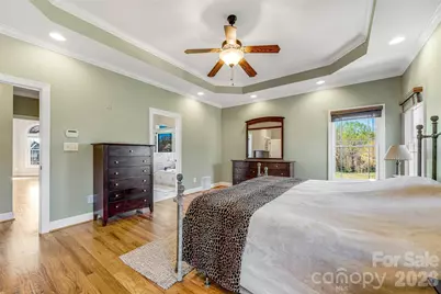 5873 Bakers Point, Hickory, NC 28602 - Photo 18