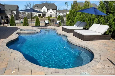 2673 Creekview Drive, Waxhaw, NC 28173 - Photo 2