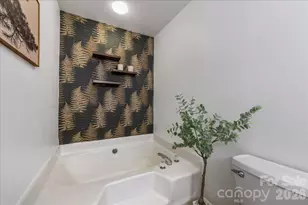 9627 Brookmere Ln, Charlotte, NC 28214 - Photo 34