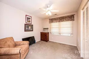 1070 S College Ave, Newton, NC 28658 - Photo 12