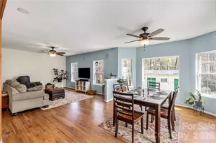 623 Cheval Dr, Fort Mill, SC 29708 - Photo 16