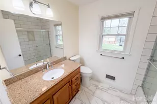 6214 Ashcrest Dr, Charlotte, NC 28217 - Photo 16