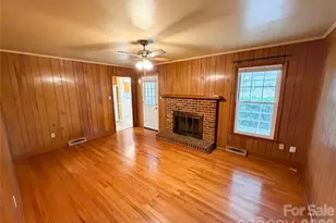 6214 Ashcrest Dr, Charlotte, NC 28217 - Photo 10