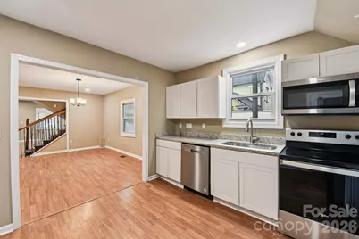 209 W Marsh Street, Salisbury, NC 28144 - Photo 8