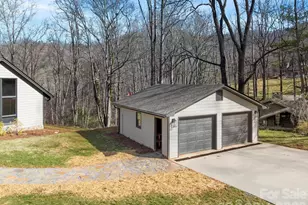 1952 Country Club Dr, Canton, NC 28716 - Photo 32