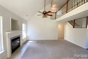 5024 Stone Park Dr, Charlotte, NC 28269 - Photo 2