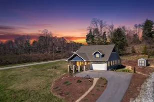 35 Cider Hl Ln, Hendersonville, NC 28792 - Photo 14