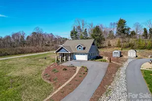 35 Cider Hl Ln, Hendersonville, NC 28792 - Photo 40