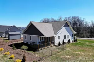 35 Cider Hl Ln, Hendersonville, NC 28792 - Photo 36