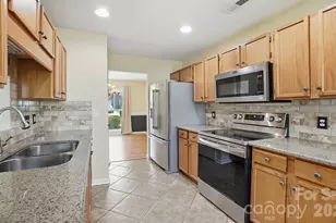 1009 Onotoa Dr, Indian Trail, NC 28079 - Photo 10