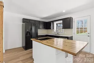 4920 Bright Rd, Charlotte, NC 28214 - Photo 6