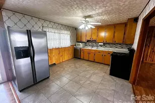 34 Sunset Dr, Brevard, NC 28712 - Photo 12