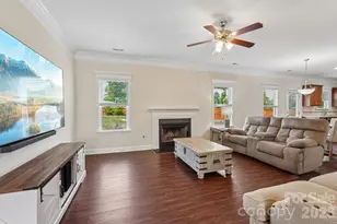2609 Lake Front Dr, Belmont, NC 28012 - Photo 4