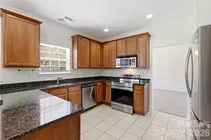 105 Summer Breeze Ct, Statesville, NC 28677 - Photo 6