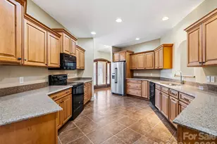 44 Pacifico Dr, Asheville, NC 28806 - Photo 10