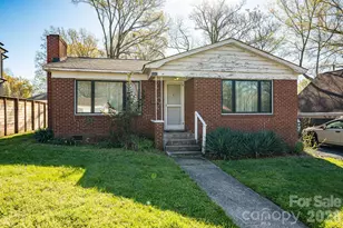 1642 Hawthorne Ln, Charlotte, NC 28205 - Photo 2