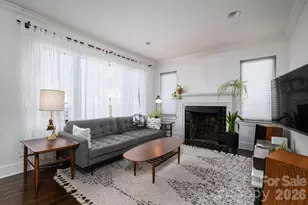 1642 Hawthorne Ln, Charlotte, NC 28205 - Photo 6