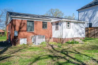 1642 Hawthorne Lane, Charlotte, NC 28205 - Photo 16