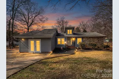 3005 Irish Street, Newton, NC 28658 - Photo 2