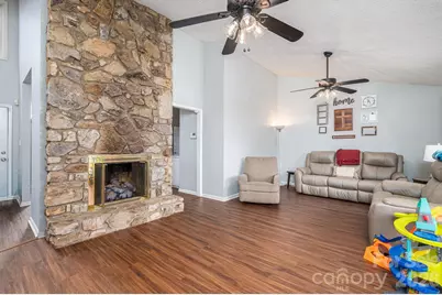 3005 Irish Street, Newton, NC 28658 - Photo 18