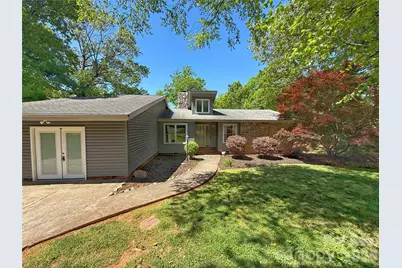 3005 Irish Street, Newton, NC 28658 - Photo 6