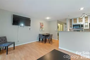 505 Graham St, Charlotte, NC 28202 - Photo 4