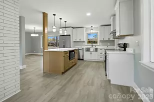 415 Kimmswick Rd, Charlotte, NC 28214 - Photo 4