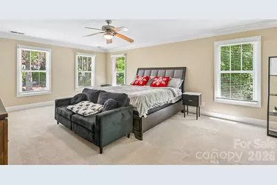 209 37th Avenue Place NW, Hickory, NC 28601 - Photo 34