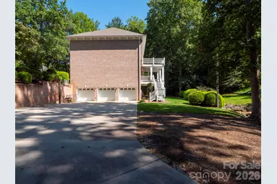 209 37th Avenue Place NW, Hickory, NC 28601 - Photo 44