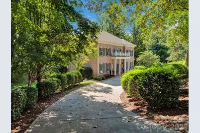 209 37th Avenue Place NW, Hickory, NC 28601 - Photo 4