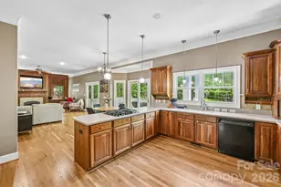209 37th Ave Pl NW, Hickory, NC 28601 - Photo 22