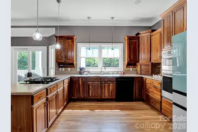 209 37th Avenue Place NW, Hickory, NC 28601 - Photo 24