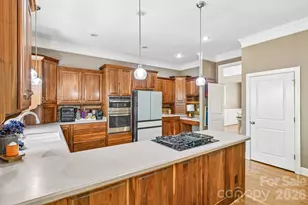 209 37th Ave Pl NW, Hickory, NC 28601 - Photo 20