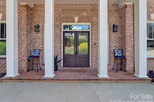 209 37th Ave Pl NW, Hickory, NC 28601 - Photo 1