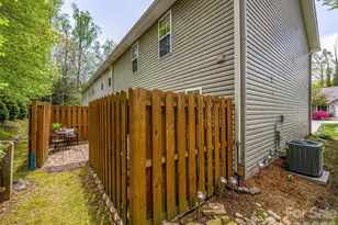 155 Wiltshire Cir, Fletcher, NC 28732 - Photo 28