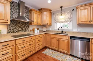 143 Devonwood Dr, Marion, NC 28752 - Photo 10