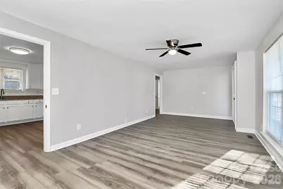 2429 Marlowe Avenue, Charlotte, NC 28208 - Photo 4