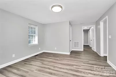 2429 Marlowe Avenue, Charlotte, NC 28208 - Photo 6